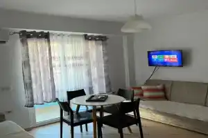 LiXa Home Apartments, Shengjin