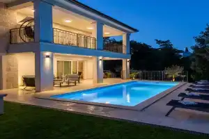 Villa Pafran with heated pool, KRK