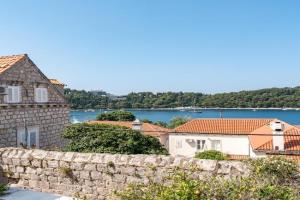 MAZZA House with Sea view-Center, Mlini