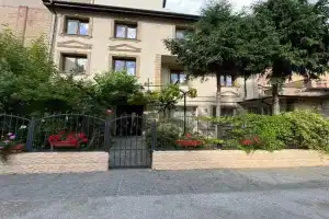 Hotel Boutique Cathedral Plaza Residences room for rent downtown, Bucharest