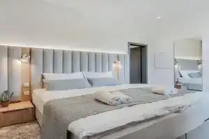 BRIGHT: Aicherpark Apart-hotel, Rosenheim