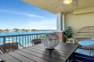 Waterfront -3BR - 2Kings -Pool Balcony - Beach Apartments, Clearwater Beach
