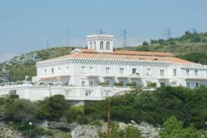 Appartamento nel fabbricato denominato Il Castello Apartments, Praia a Mare