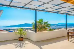 Erel Apart, Kalkan