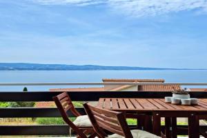 Apartment La Vie, Tice