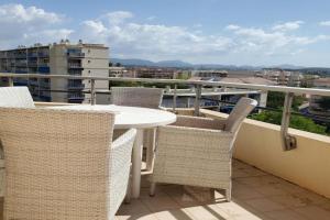 MIOUGRANO T1 Bis 30m2 4 Personnes 200 m de la Plag Apartments, Frejus
