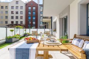 Bea Garden Home - dwie sypialnie i taras Apartments, Elblag