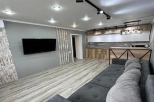 Apartment lux Tolstogo 90. Apartamenty lyuks Tolstogo 90, Pavlodar