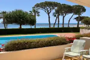 Myhost la Dorada frente al mar Apartments, Cambrils