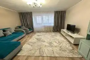 Lux Home na beregu Ulby Apartments, Ust'-Kamenogorsk