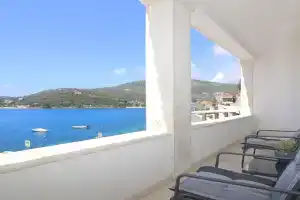 Seaside Apartment M Zaton 3 -SeaView and Parking, Stikovica