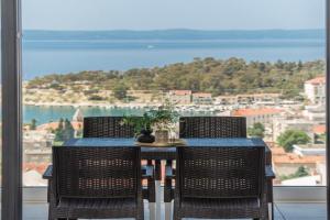 Luxury Apartment LEMON Sea & City view, Makarska