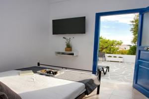 Villa Jenny Stylianou by Aroura Homes, Spetses