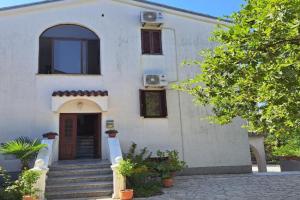 Apartment Maro and Studio Nora, Malinska