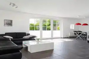 Nordstrand Guest house, Norden