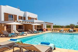 Villa Ibiza by Villa Plus, Cala'N Blanes