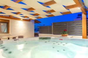 Eleni Luxury Maisonette with Jacuzzi Guest house, Heraklio Town