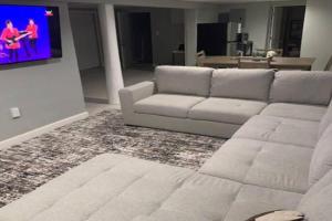 Stylish Basement Studio in Central - Very spacious, El Paso