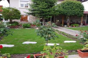 villa Tia Maria, Khisarya