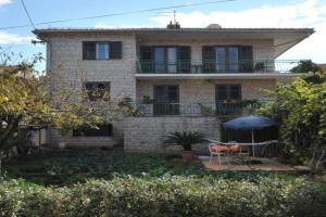 Apartments Valerija, Supetar