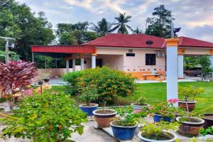 UMARI HOMESTAY, Kota Bharu