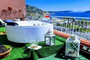 Terrazza Miracapri Apartments, Pozzuoli
