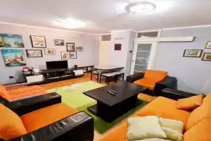 Olimp lux III Apartments, Budva