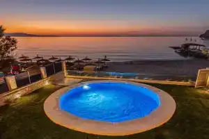 Celeste Suite on the Beach Villa, Agia Marina