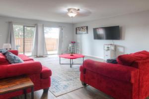 Spacious 3BR, 2BA Condo near Medcenter & NRG Apartments, Houston