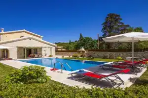 Villa Himara by Villa Plus, Kassiopi