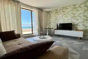 Romantic Getaway 1-BD Apartment with Sea View by Flat Manager, Sozopol