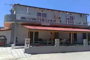 Arxontiko Studios, Limenas