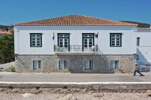 1800 MANSION Villa, Spetses