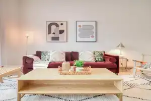Rustic 2BR at Sparkle Tower 1 Marina by Deluxe Holiday Homes, Dubai
