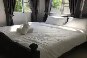 Mew House suanmali lamai, Chaweng Noi