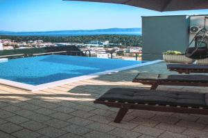 Apartment with private pool "Patricia", Makarska