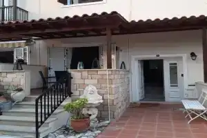 Limnaria Deluxe Maisonette Guest house, Paphos