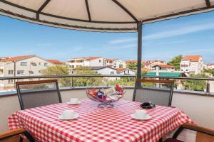One-Bedroom Apartment In, Srima
