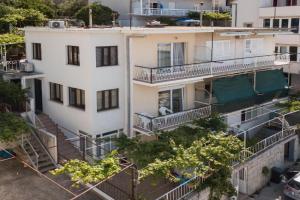 Apartments Antonija, Omis