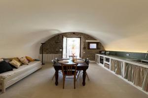 Bilocale a due passi dal lago Guest house, Moniga