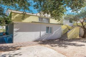 Apartmani Andrija, Pakostane