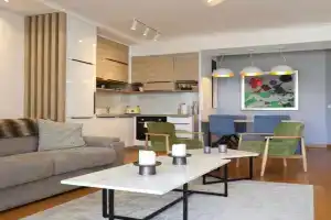 Luxury Bayview Apartment, Tivat