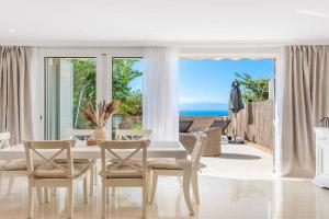 Modern bright and welcoming ocean view apartment, Puerto de Santiago