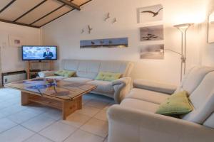 Holiday Home Duinenhuis 274 with parking by Interhome, Bredene