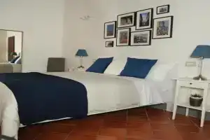 Condotta3Rooms, Florence