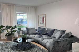 RAUM2GO - NO1 modernes ruhiges 2-Schlafzimmer apartment CITY & PARK, Wiesbaden