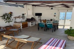 Beach house oasis Villa Livak, Kastel Stari