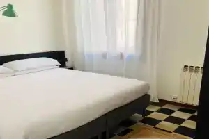 Venezia, 100 mt to Station,FREE parking, Shuttle Airport, Train Station Gorizia Apartments, Marghera