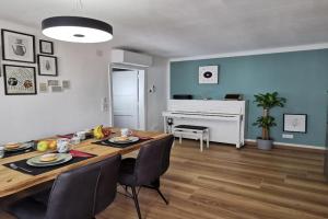 Neues City Center Piano Appartement mit Netflix Apartments, Klagenfurt