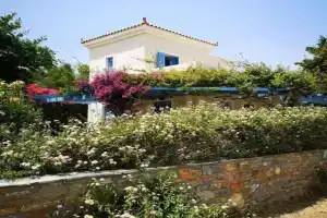 Mariella Sea Villa, Batsi